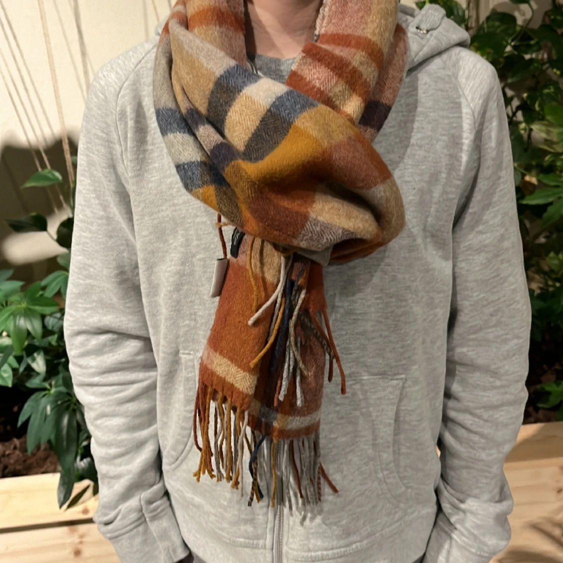 Grisch halsduk  - 91