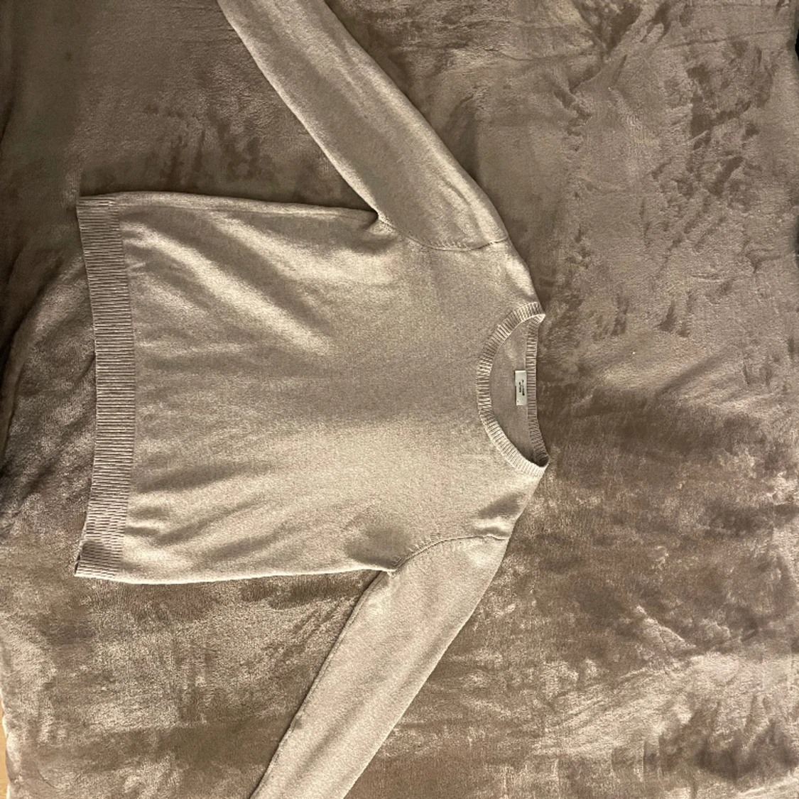 Stickad tröja beige 