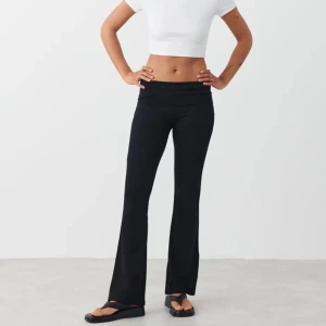 Gina Yoga Pants - Jätte fina yoga pants från Gina! Använda några gånger men i fint skick!👍🏼💗  200kr + frakt