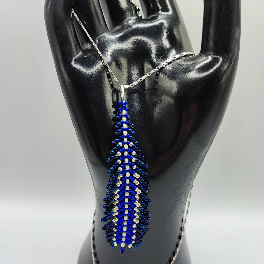 Handgjort halsband  - 90