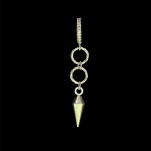 Stella spike chain  - Ett örhänge  Finns även i guld Nickelsäkra 