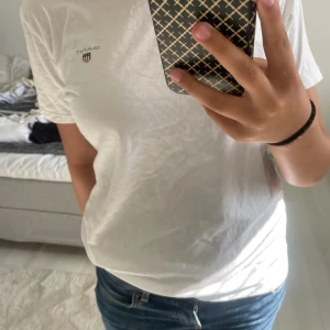 Gant t-shirt - Säljer dessa superfina gant t-shirts i nyskick! 100 kr styck!