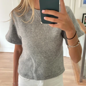 & other stories tröja  - Knappt använd 