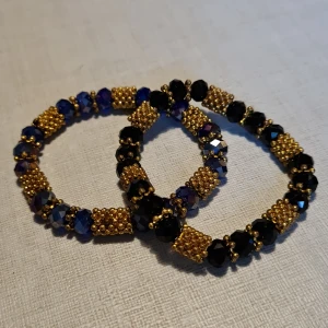 Armband  - Fint skick. Knappt använda. 