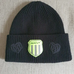 Drain Gang x GANT mössa - Super snygg beanie har samma passform som acnes tony face mössor.