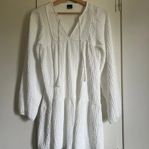 Gina tricot klänning s - Använd 1 gång, som ny! 