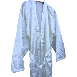 Morgonrock  - Behöver strykas men annars i gott skick