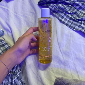 Lumene  - Säljer min toner för att jag har 2 andra och den är snart slut ❤️