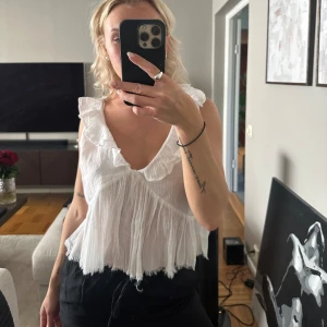 Söt blus  - Söt blus från GinaTricot i storlek S. Aldrig använd🤍perfekt till sommar 