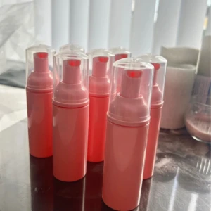 Rengöring till fransar - 60ml, parfymfri och oöppnad!   Kan även används som ögonsmink borttagning. 50kr/st  #smink #skönhet #fransar #lashschampoo