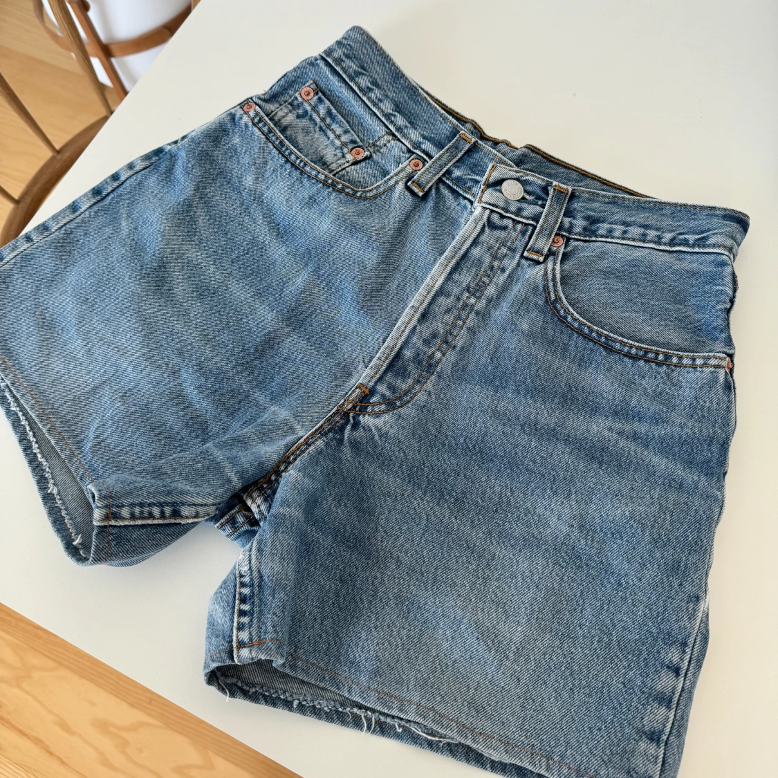 Levi’s shorts - 90