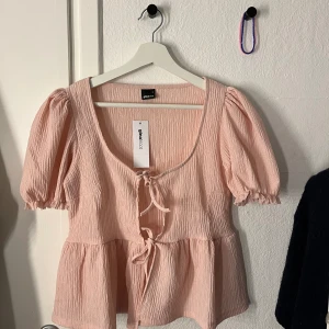 Blus - Jättefin helt ny tröja från gina 