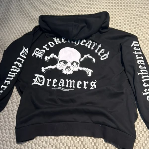 Streetwear hoodie - Fin hoodie