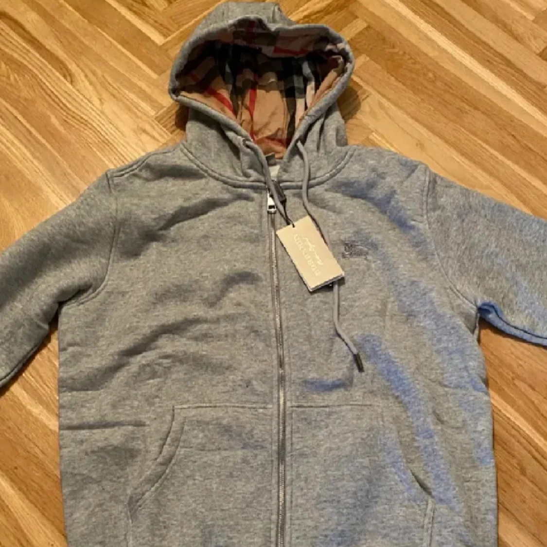 Burberry hoodie  - 90