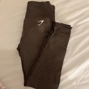 Träningstights  - Träningstights från gymshark i storlek s, fint skick.