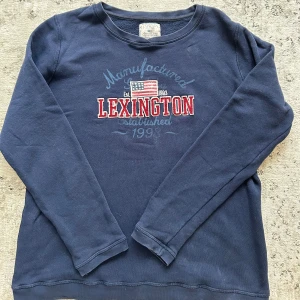 Lexington tröja  - Väldigt bra skick på tröjan, sitter som M