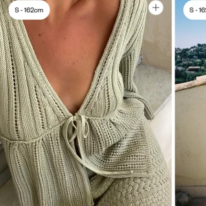 Sorella top Djerf Avenue - Säljer min sorella top ifrån djerf avenue då den inte kommer till användning.  Helt oanvänd endast testad hemma så inga defekter eller tecken på användning😇 Slutsåld på hemsidan, nypris 1200