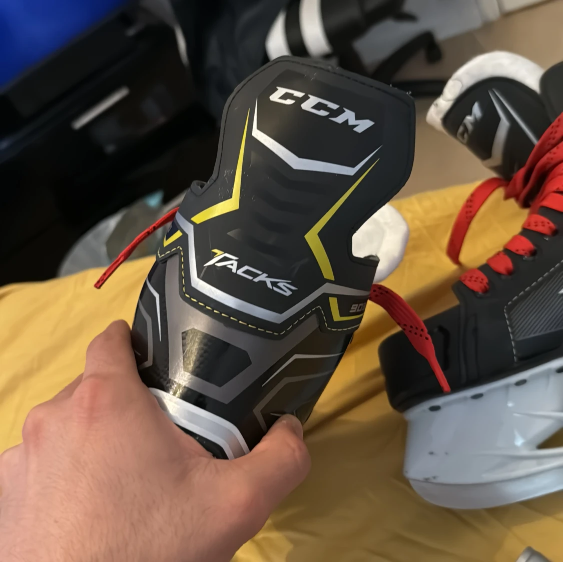 Hockey skridskor - 90