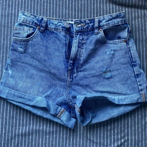 Jeans shorts - Aldrig använda