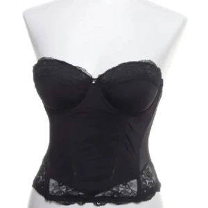 ❤️‍🔥Svart korsett topp❤️‍🔥 - Säljer denn ursnygga korsett topp skriv för fler bilder❤️‍🔥Förs till kvarn❤️‍🔥