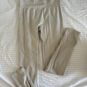 Tränings tights  - Gott skick, använd några gånger
