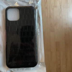 Mobilskal  - Säljer detta super fina skal😍helt nytt kvar i förpackningen🤍