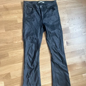 Skin byxor  - As coola passar mig som är 167