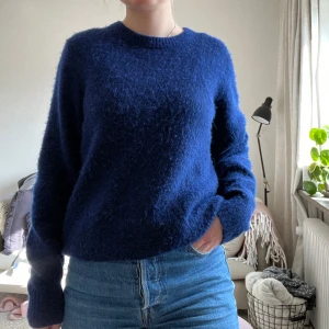 Arket stickad tröja - Stickad tröja från arket i storlek S