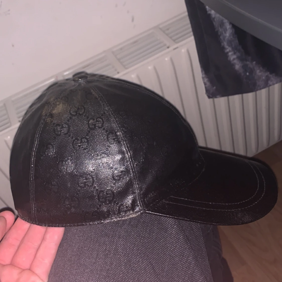 Guccie keps äkta 3000 kr ovanlig  - 90