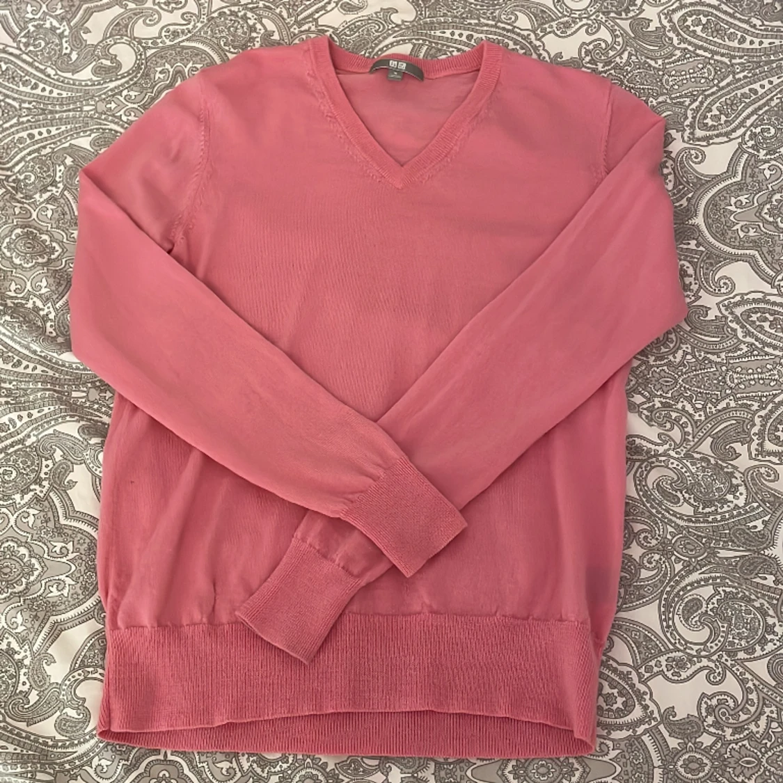 Rosa tröja