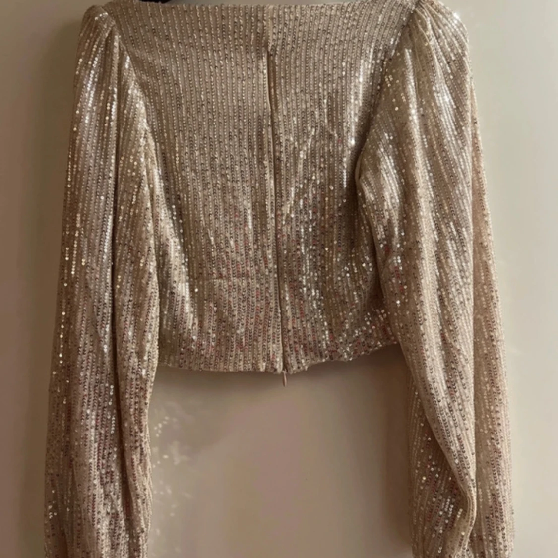 Glittrig tröja - 90