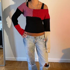 Så fin croppad topp❤️‍🔥 - Man kan ha båda hållen fram.  Superfint skick😍