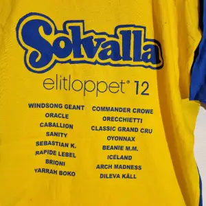 Unisex T-shirt med Caballion motiv fram Elitloppet 2012 bak Mycket sparsamt använd *Som ny!