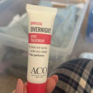 Spot treatment overnight kräm från aco spotless