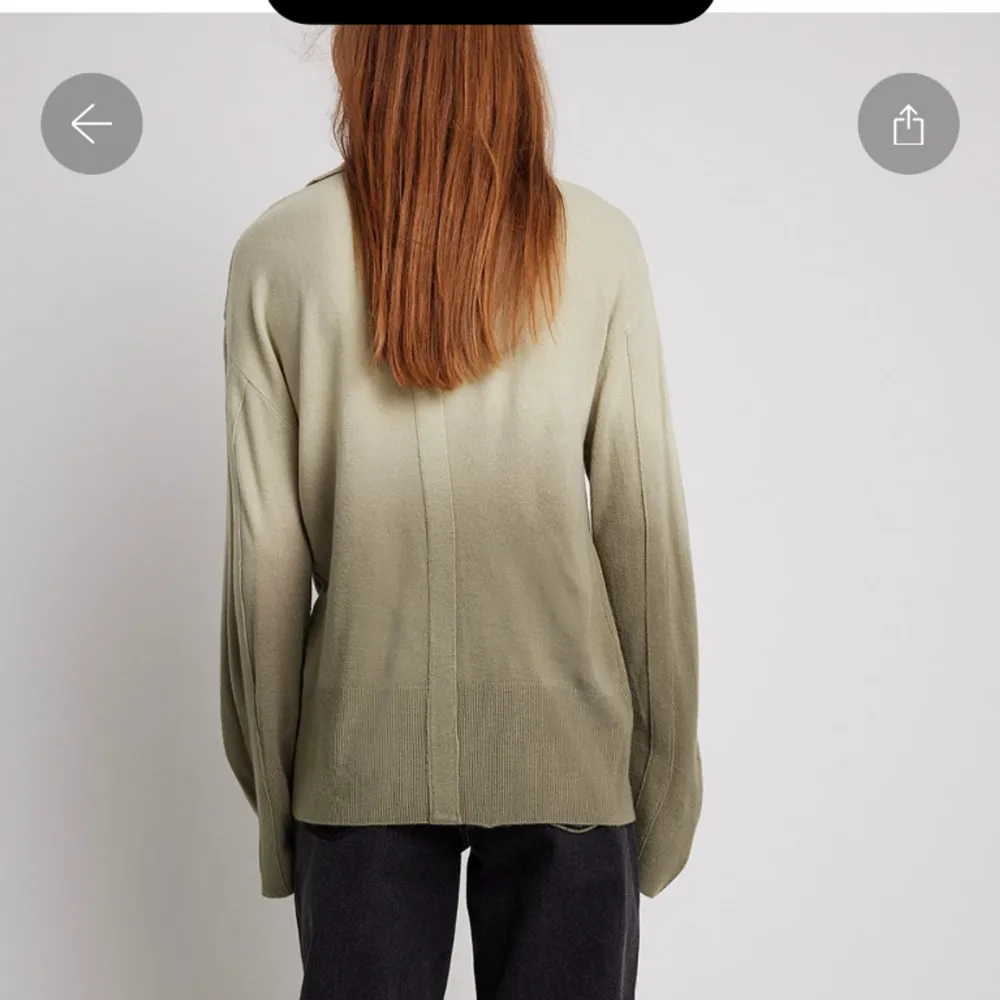 Säljer denna tröja från Ida Carlssons kollektion med NA-KD då den inte används längre, superskön och är som ny, skriv för fler bilder . Stickat.