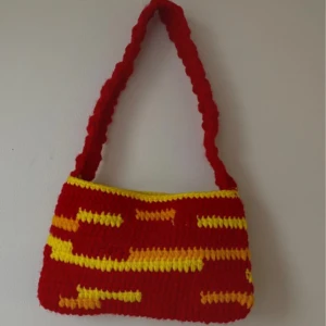 Väska  - ny virkad väska