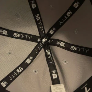 La keps - En la keps jag säljer åt min kompis. Kom med bud!