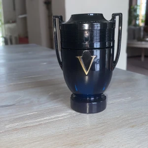 Paco rabbane parfym - Invictus Victory Elixir Paco Rabanne 50ml Bara prov sprayat EDP Ingen orginalbox tyvärr  Pris kan diskuteras 