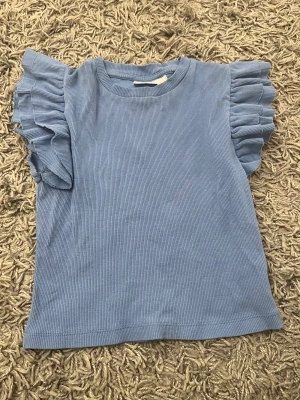 Volang tröja  - Jätte fin volang tröja ✨💞