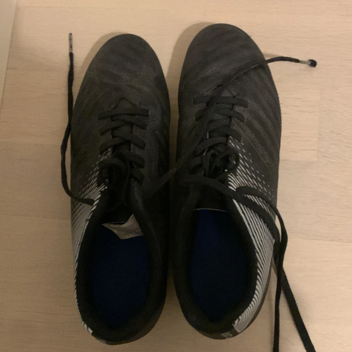 Kipsta fotbollsskor  - 91