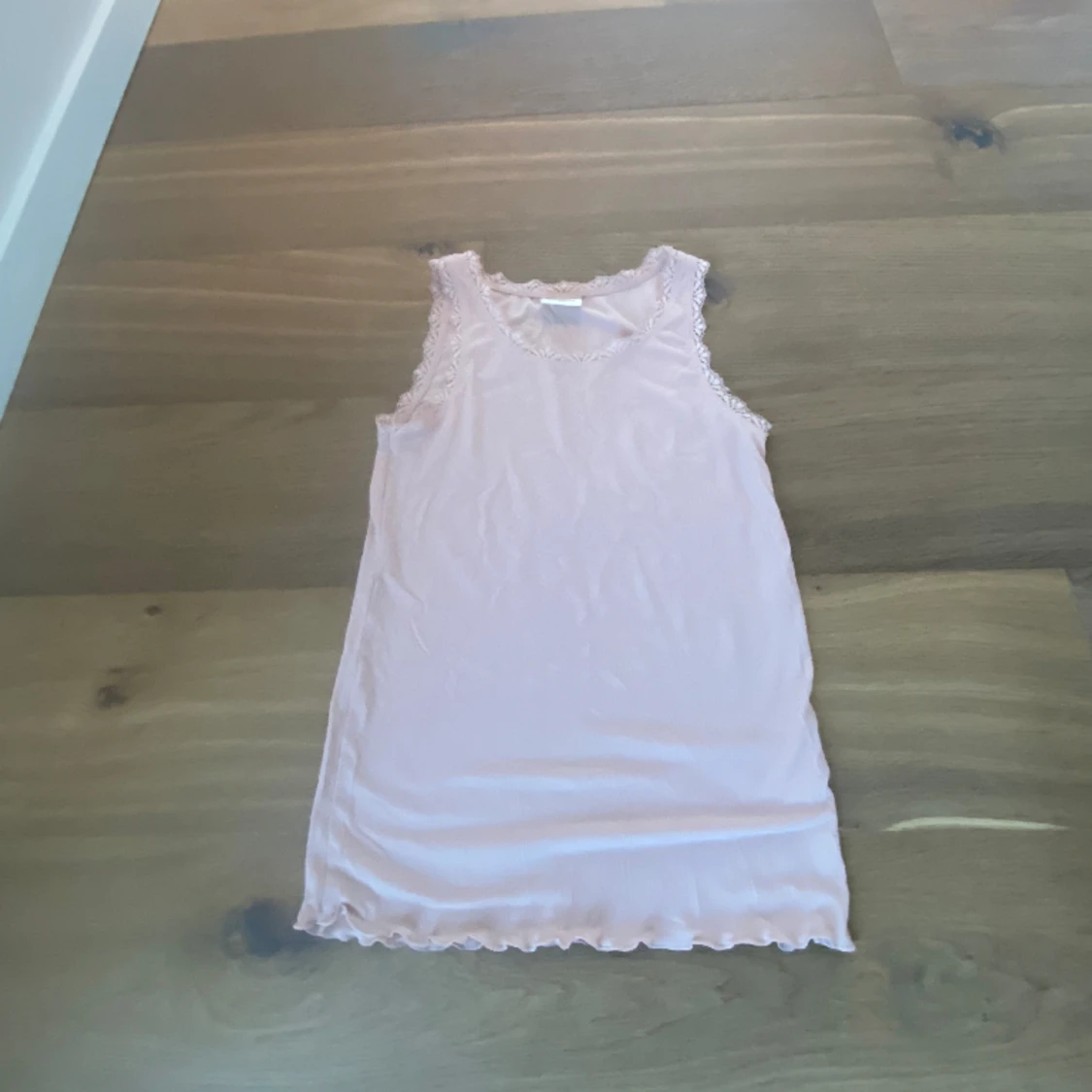 Rosa spetslinne - 91