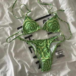 Bikini - Jättesöt bikini, helt oanvänd. Säljer då den inte kom till användning. 