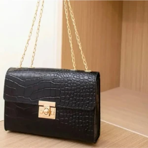 Väska - Svart väska 🤍 