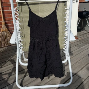 Klänning  - Klänning storlek 36