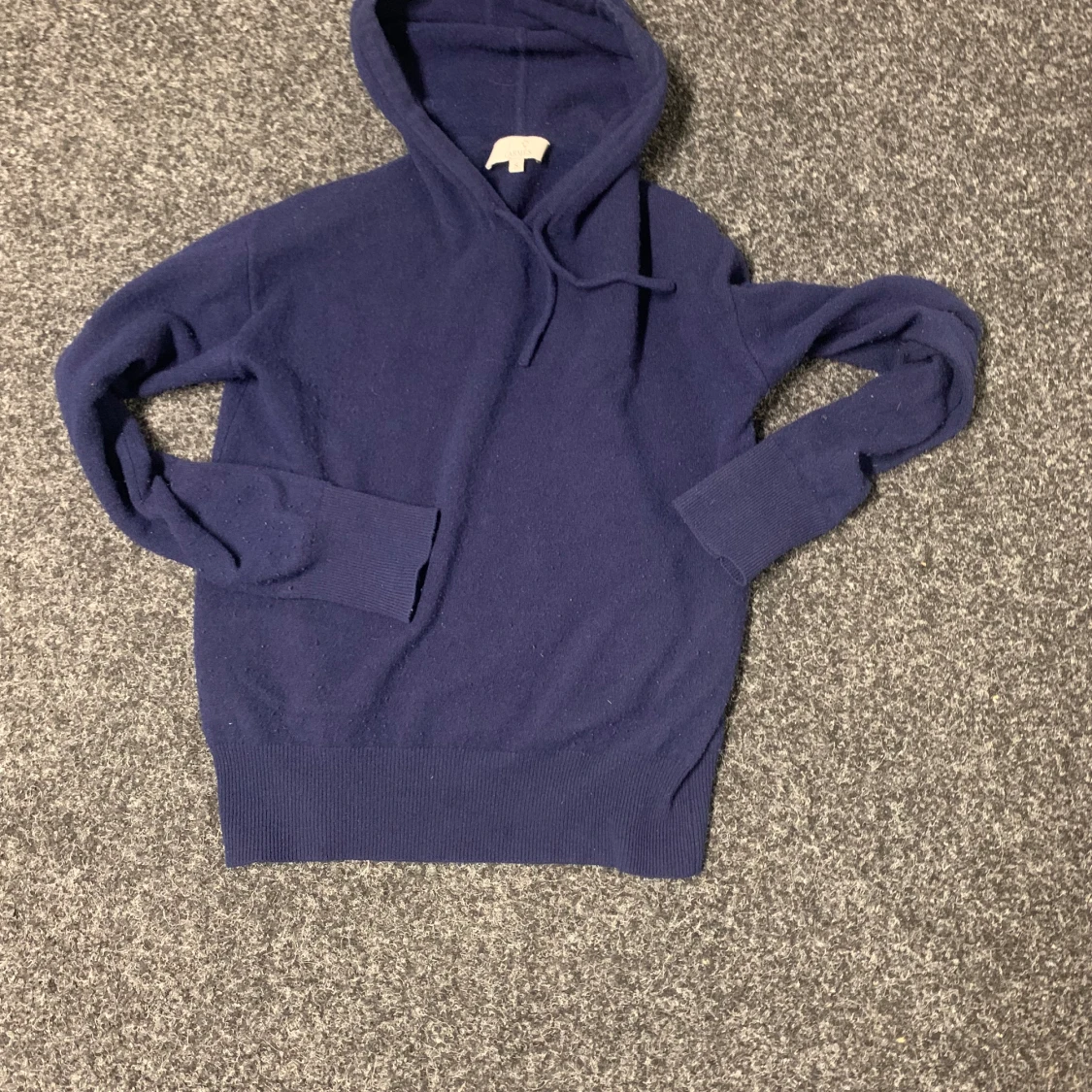 Marin blå kasmir hoodie - 90