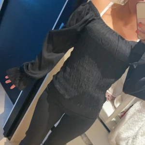 Topp - Säljer denna fina toppen