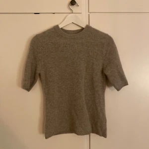 Kashmir tröja  - Jättefin kashmir tröja, nypris 1199kr