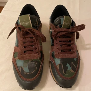 Valentino rockrunner - Valentino rockrunner. I gott skick