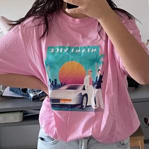  T-shirt rosa   strl XL 
