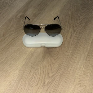 Billiga aviators  - Clean aviators från granite eyewear 🤷‍♂️